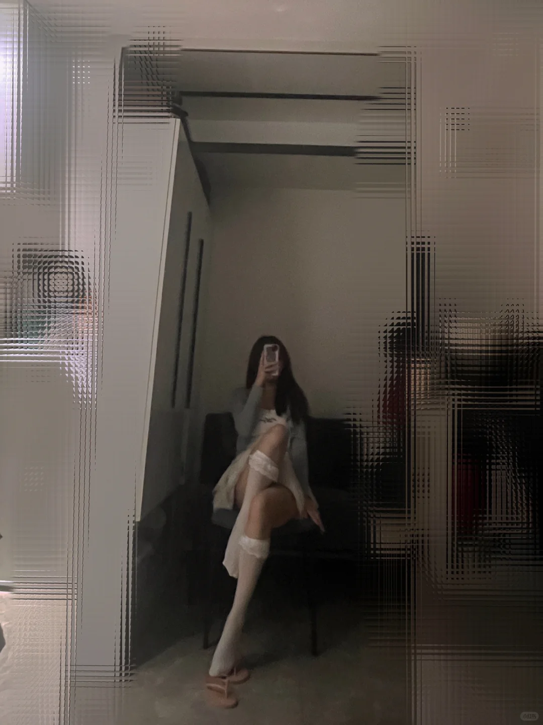 小白袜对镜拍