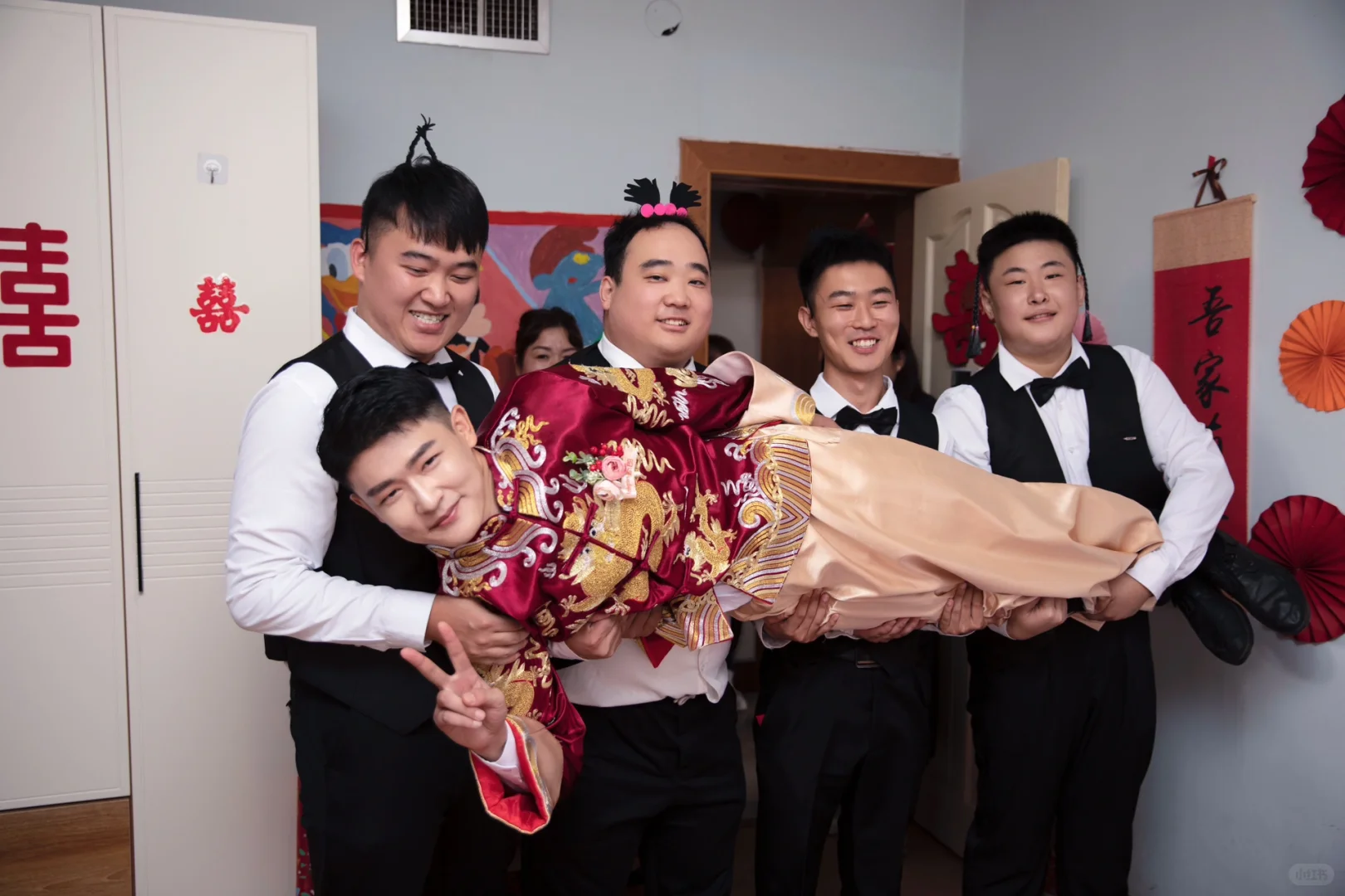 耽搁了好久 发一下我找到的宝藏主持人