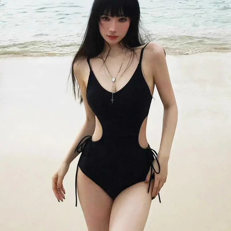 🌊显瘦又显气质的黑泳衣