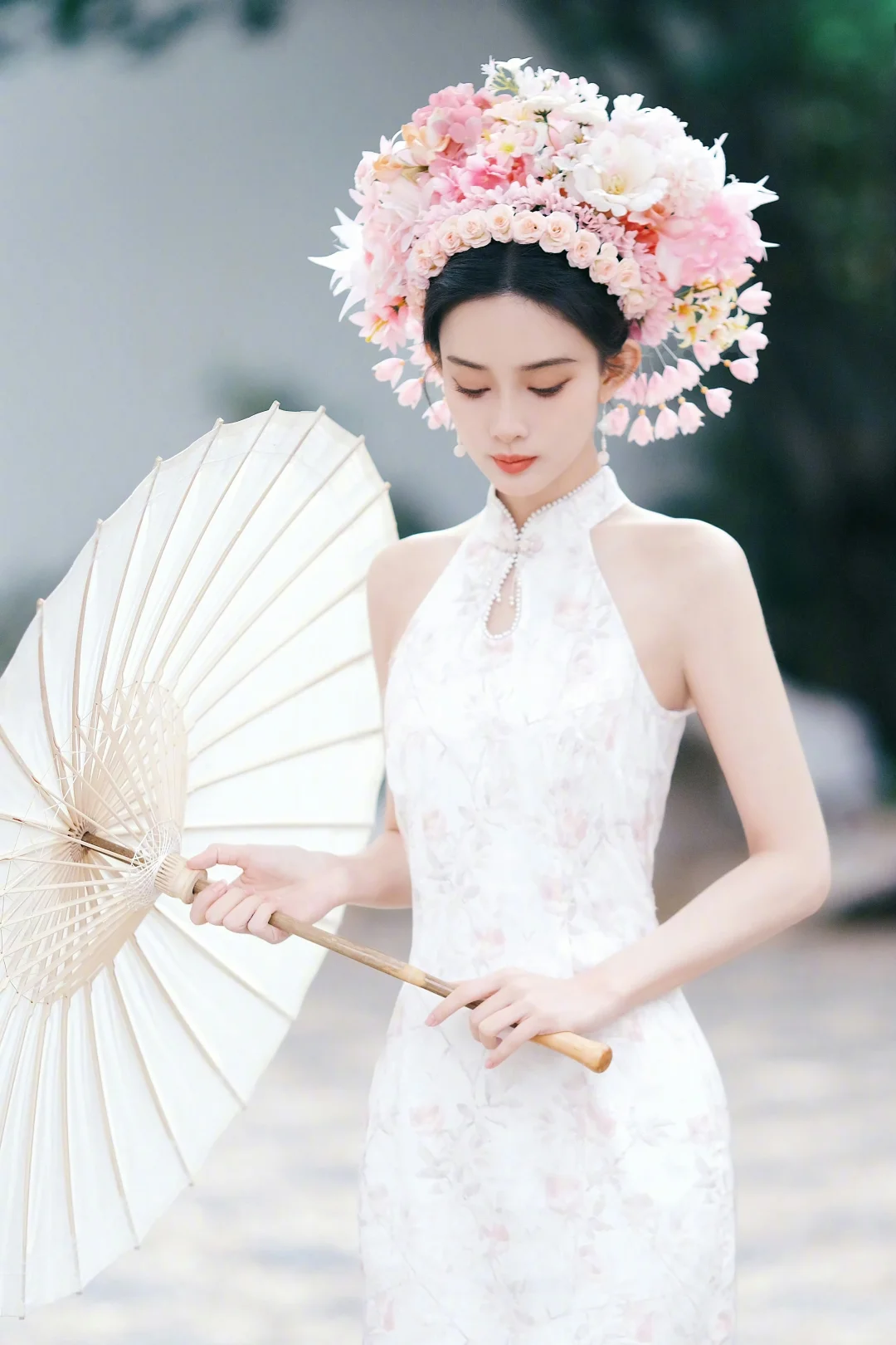 孟子义花簪旗袍