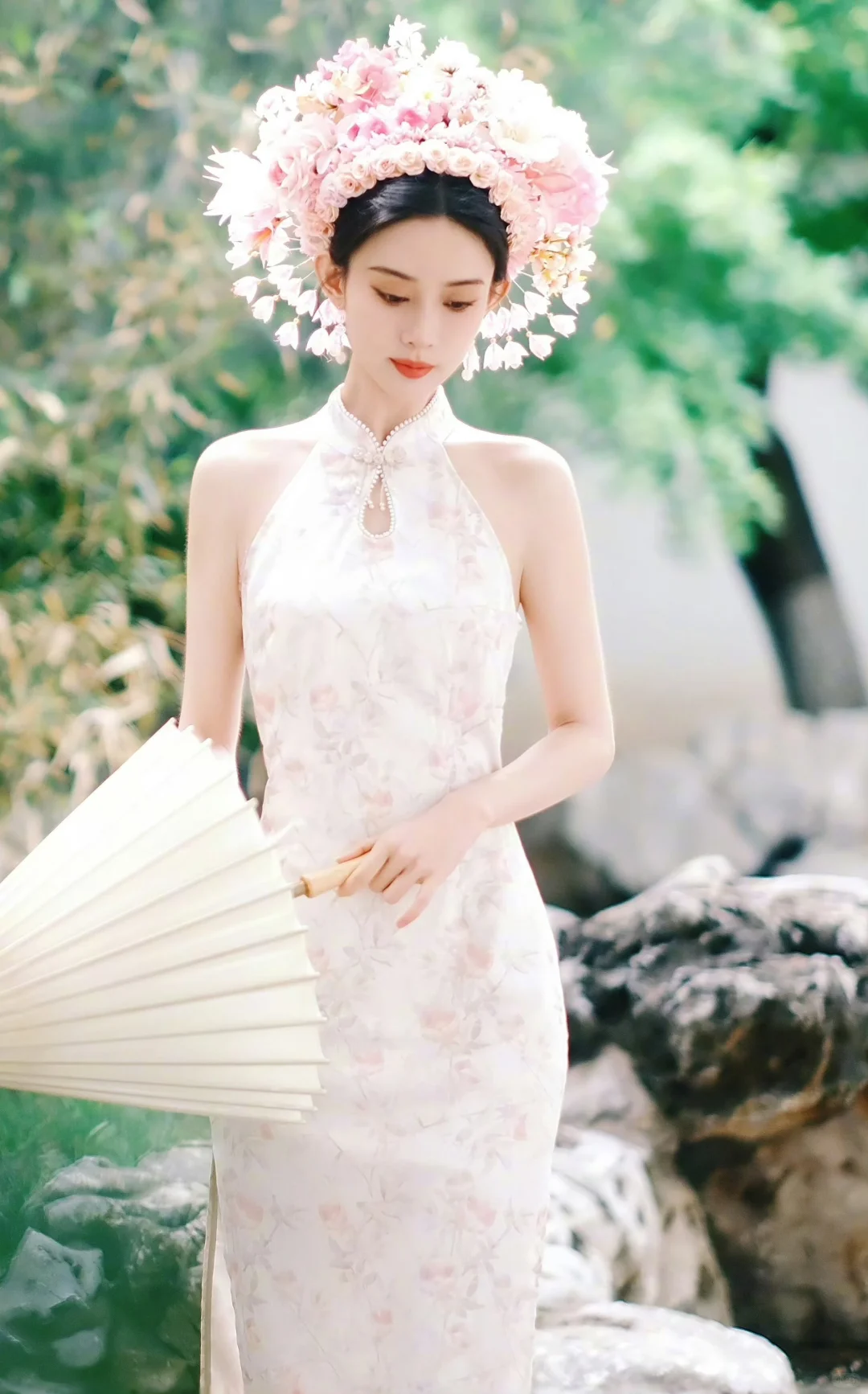 孟子义花簪旗袍