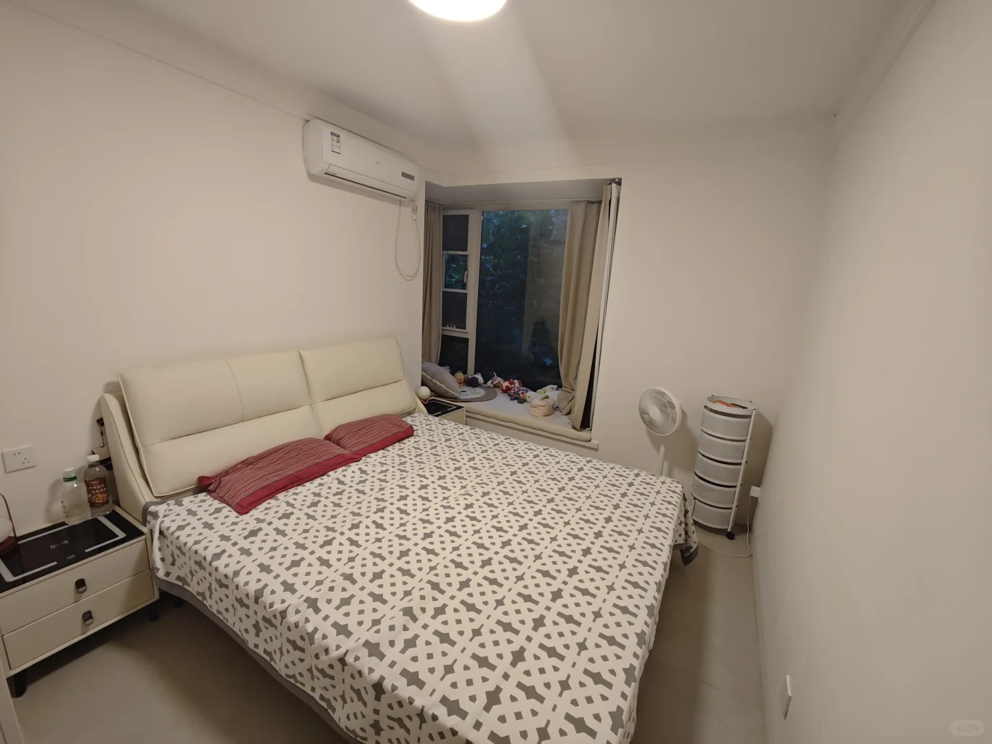 天津津南区双港金地·格林世界精装房出租！