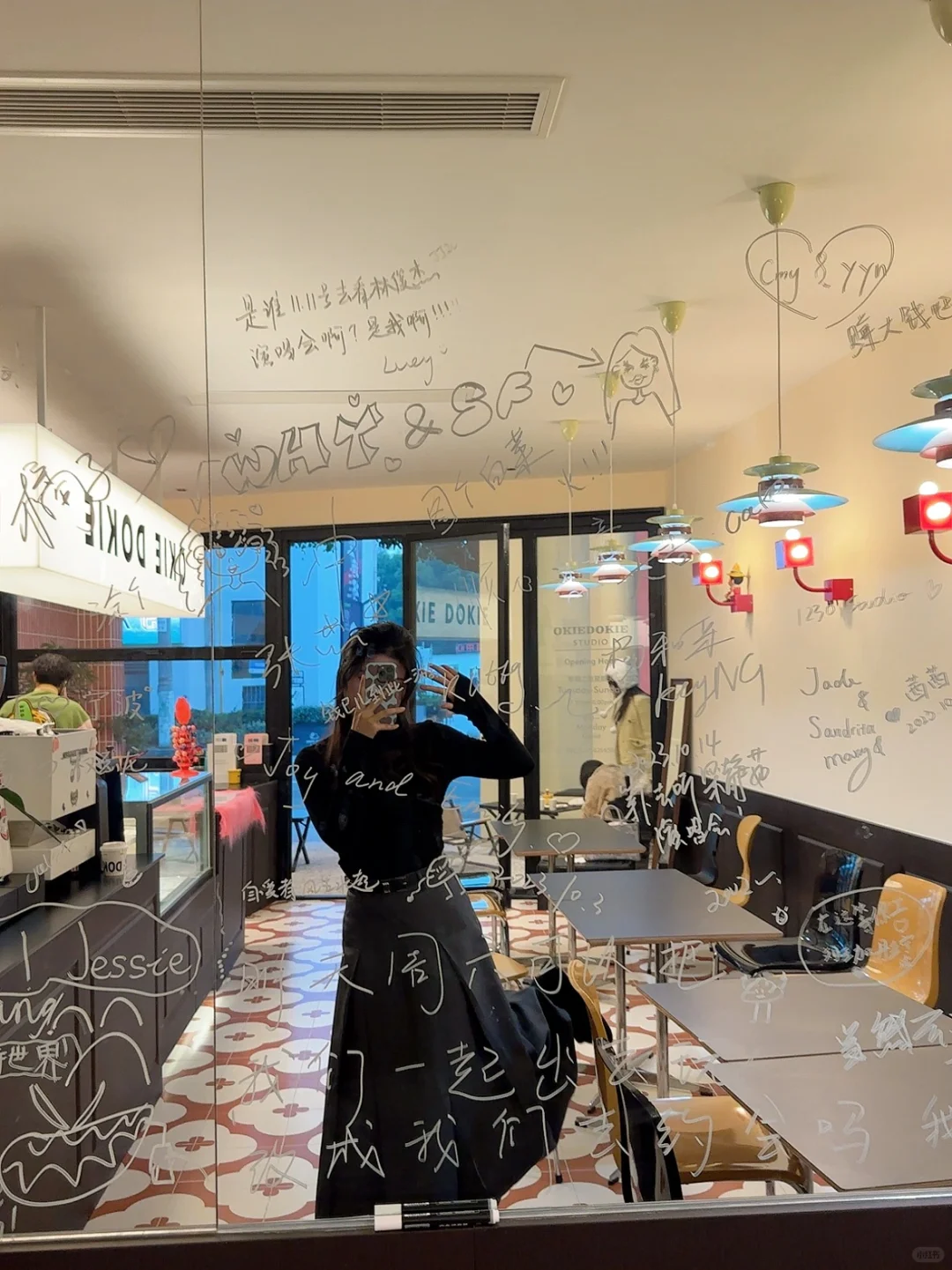 不露脸穿搭讲究一个氛围