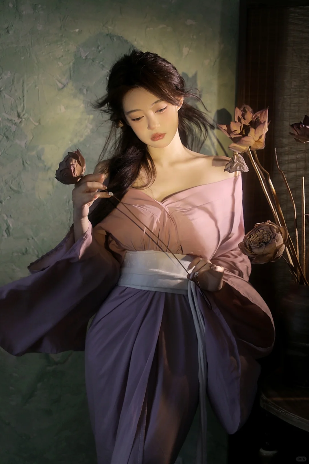 光影中的古典美人，谁主沉浮！