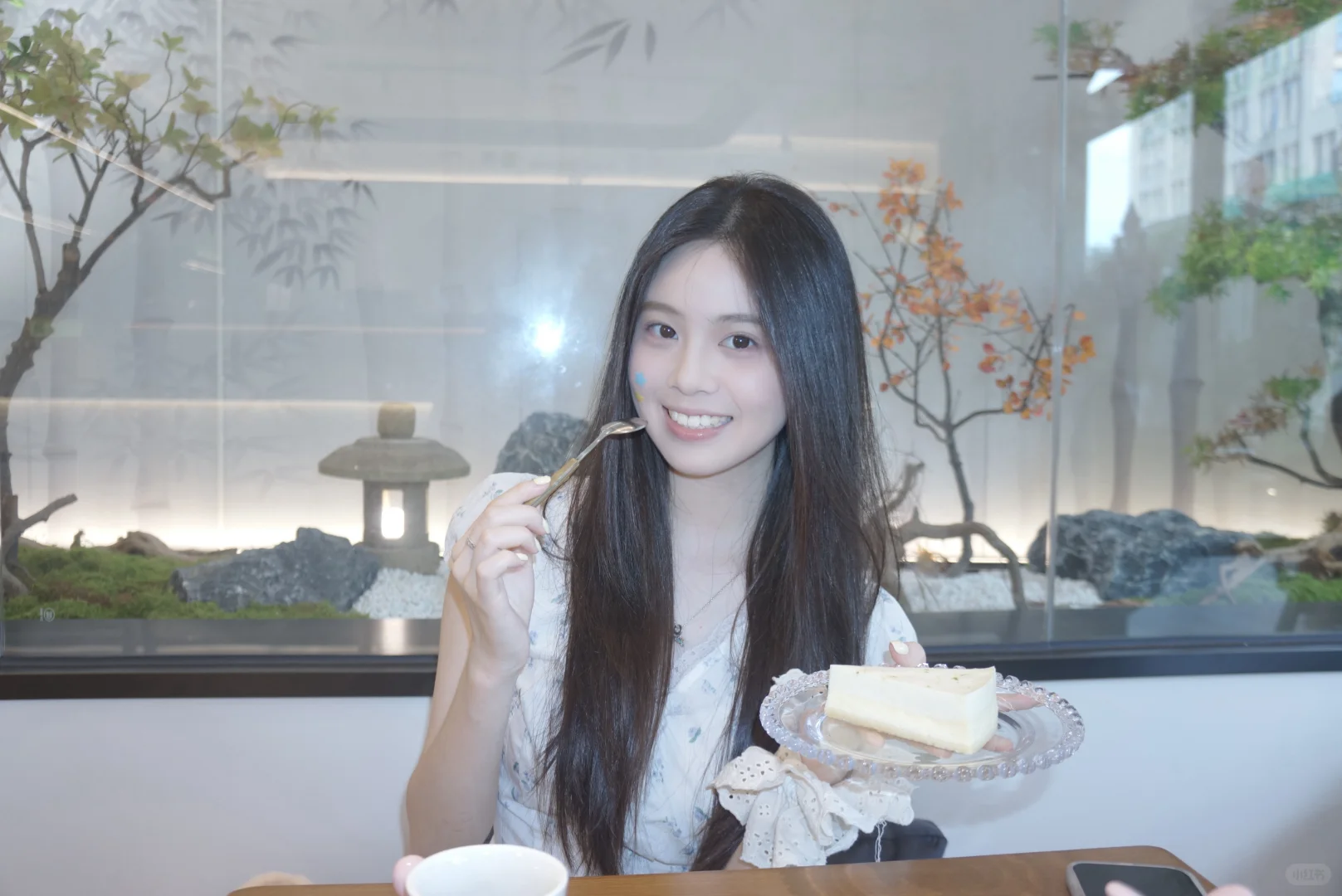 有人说我笑起来像表情包😄
