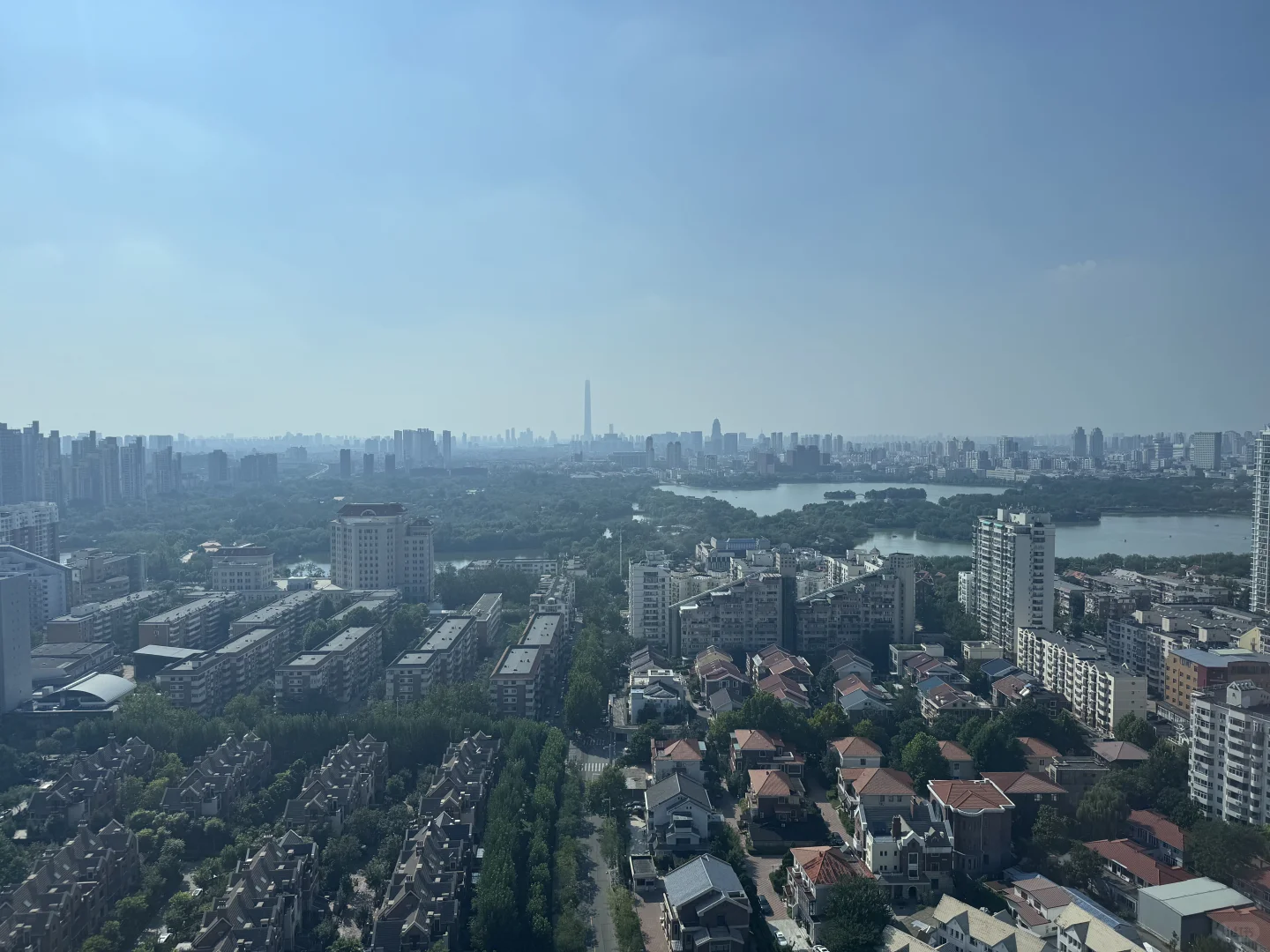 看到这景色，想换办公室的请联系，开发商直租