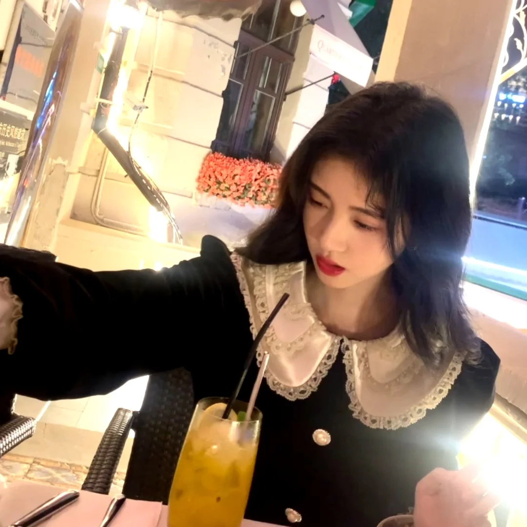 鞠婧祎头像