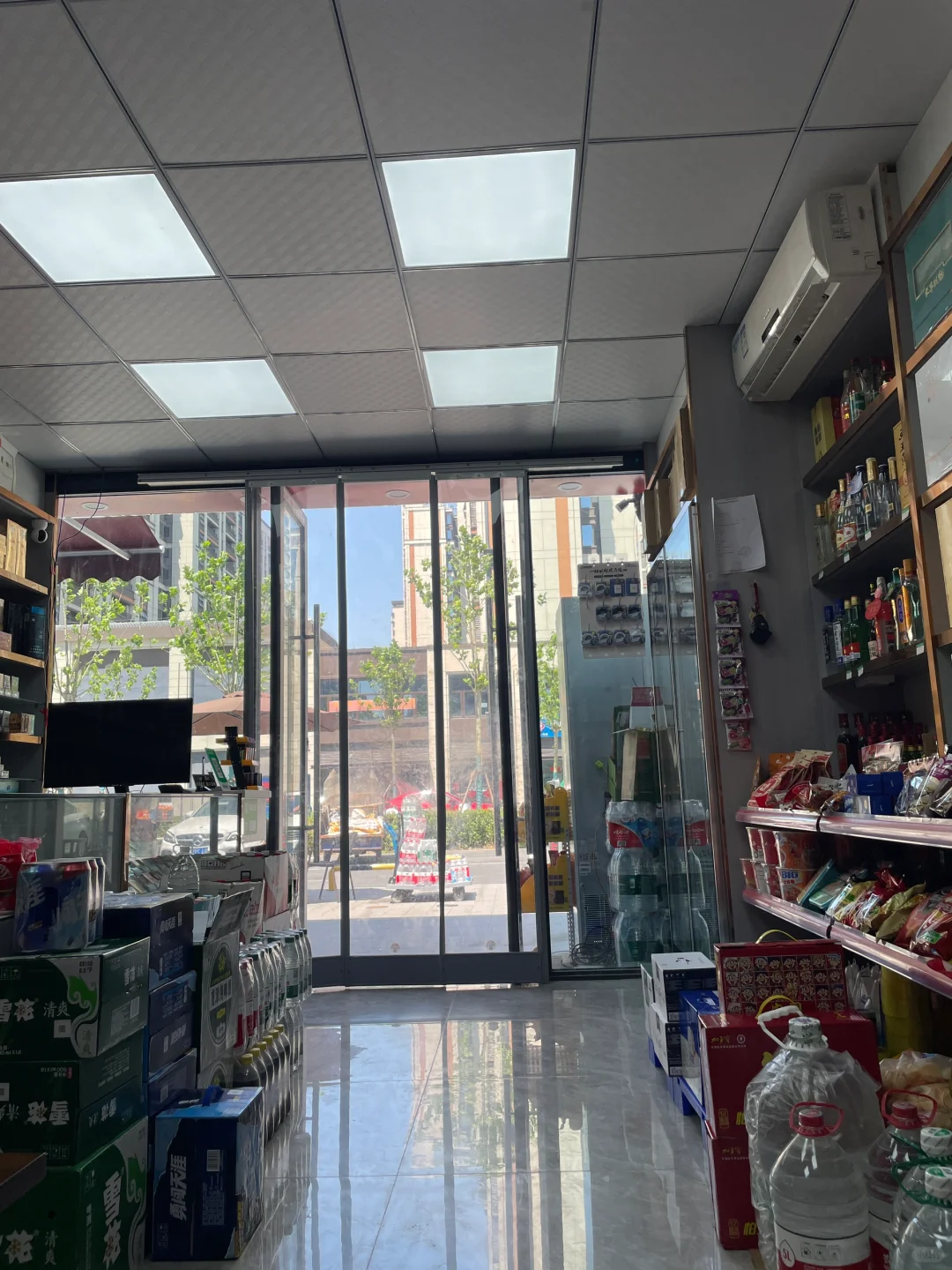 投资个小店本想养家糊口，结果意想不到