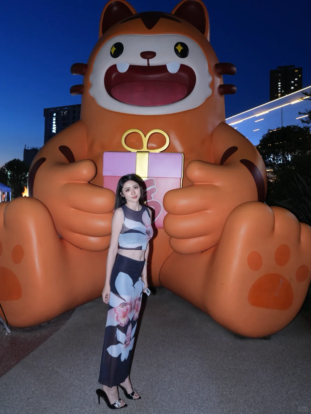 活久见❗❗社区livehouse也是被我参加到了🌆