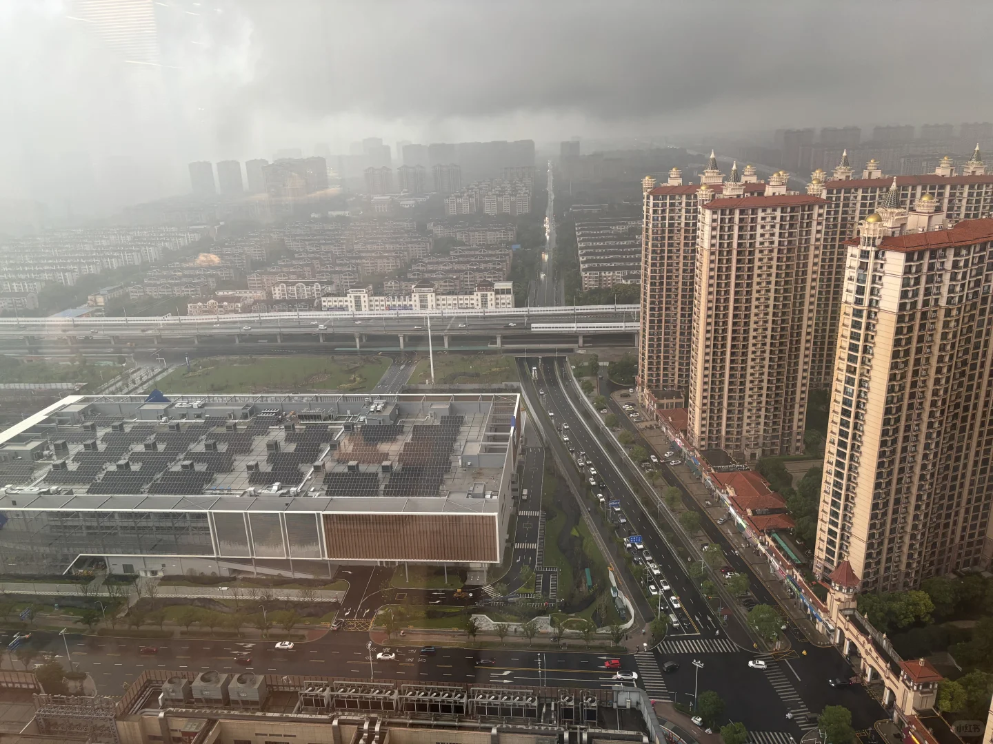 张家港万达豪装写字楼出租啦