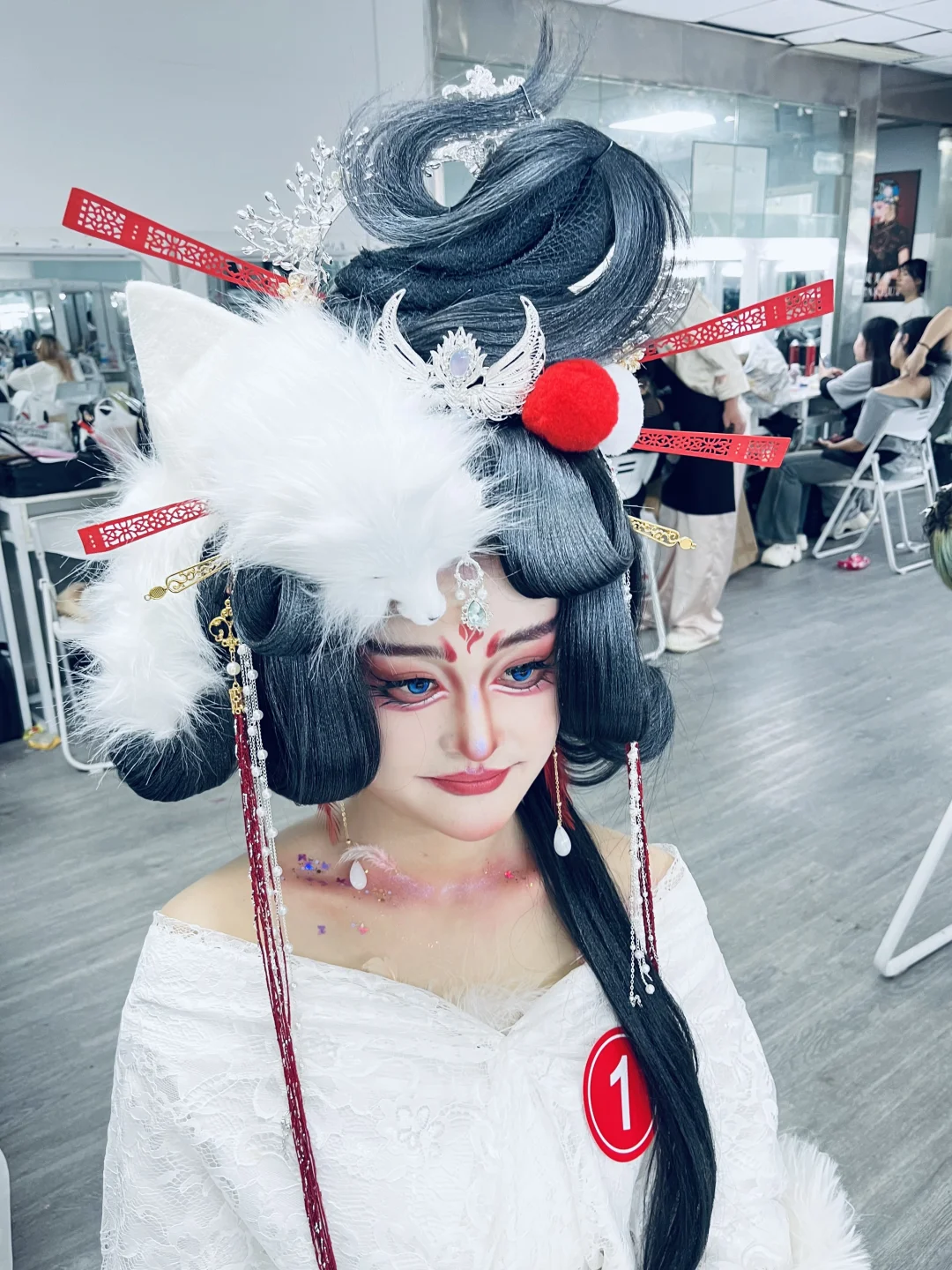 🦊她媚眼如丝, 一言既出, 心弦乱动