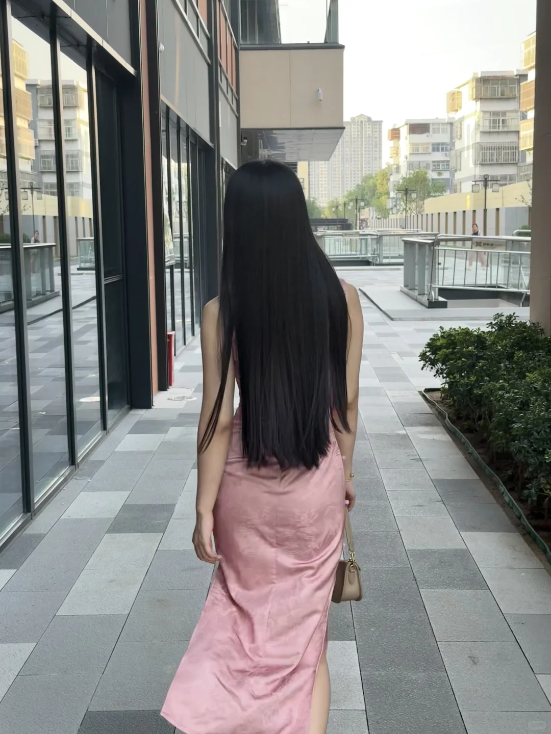 那个爱穿旗袍的姐姐