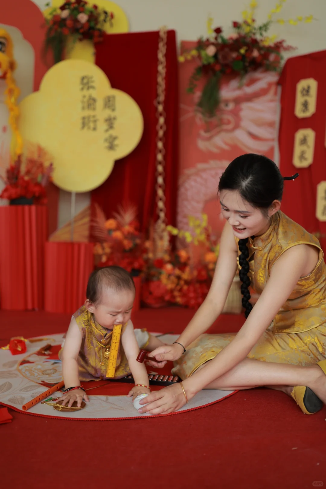 周岁礼 千万别穿新中式旗袍 不然你会……