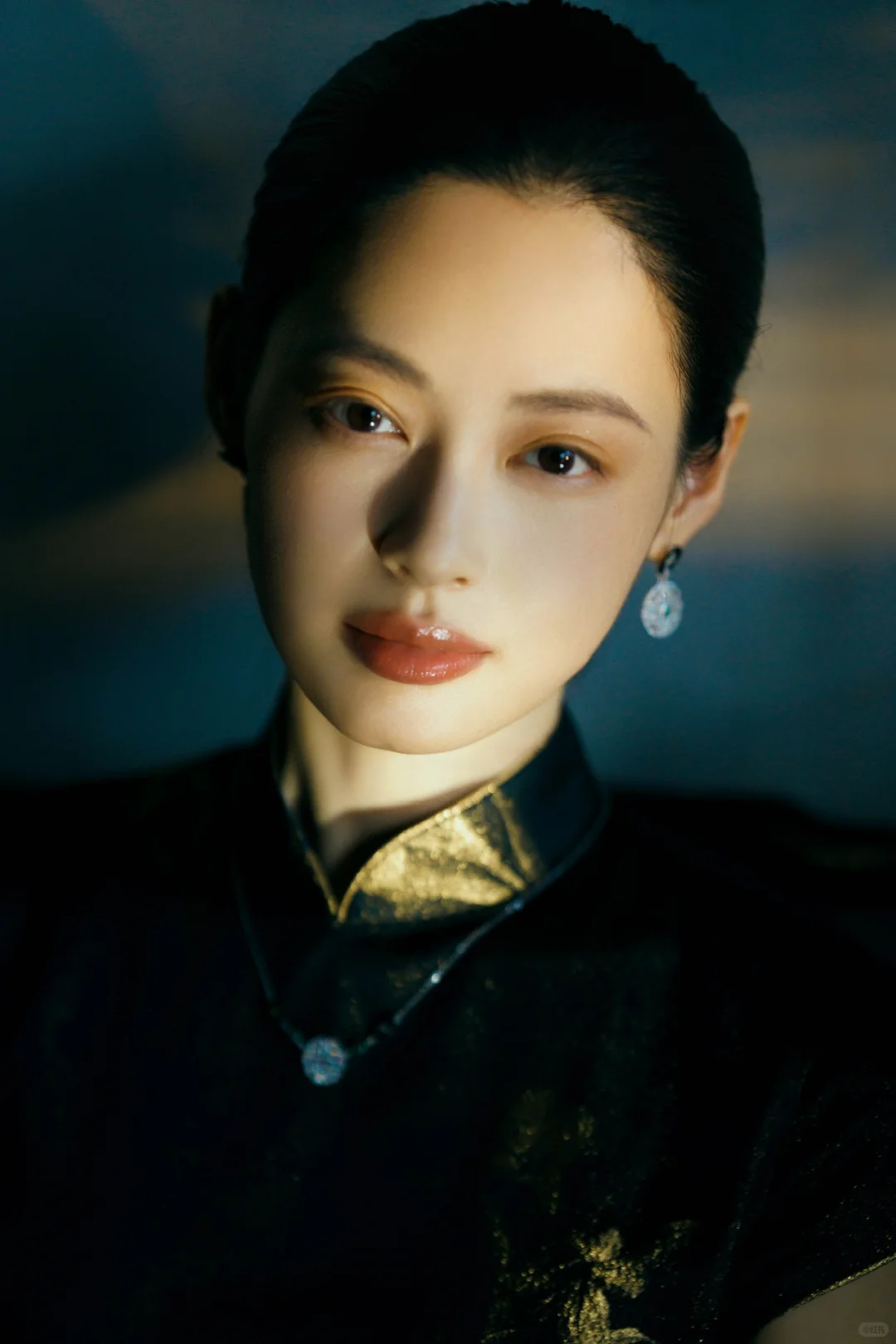 旗袍|人似秋鸿来有信，事如春梦了无痕