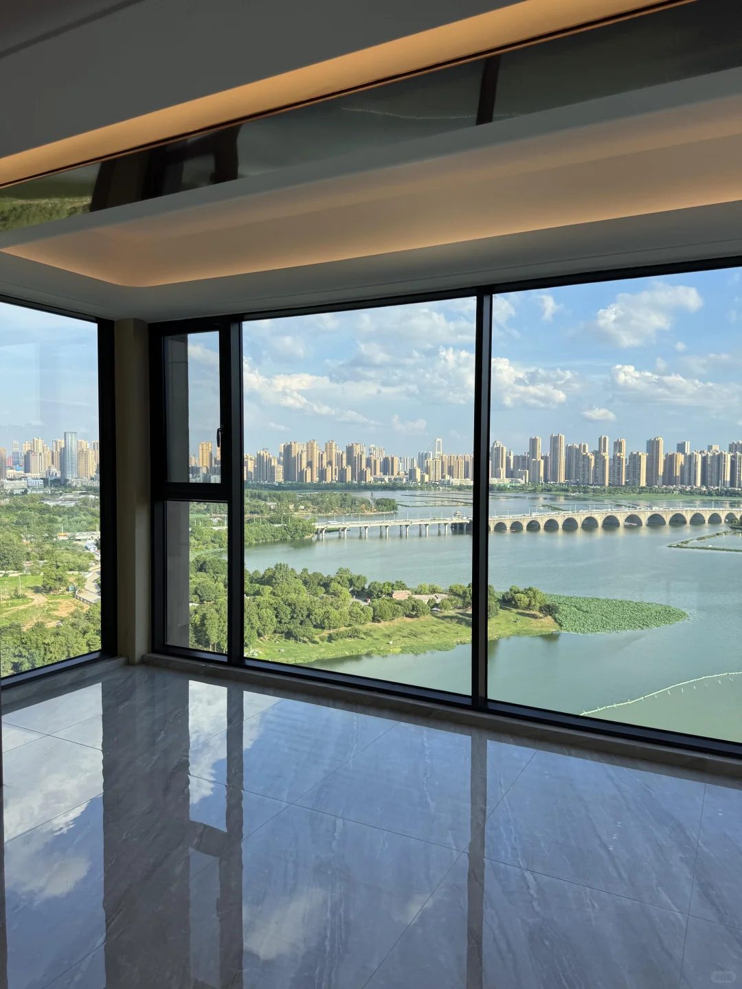 墨水湖湖景房，原257万，总129万