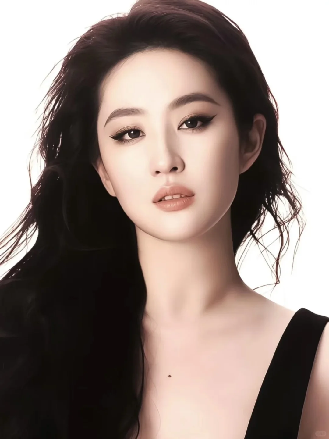 刘亦菲典型开扇丹凤眼，藏着东方古典美！