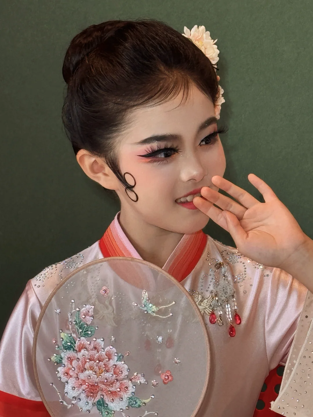 精致独舞妆造《媚》中国舞妆造