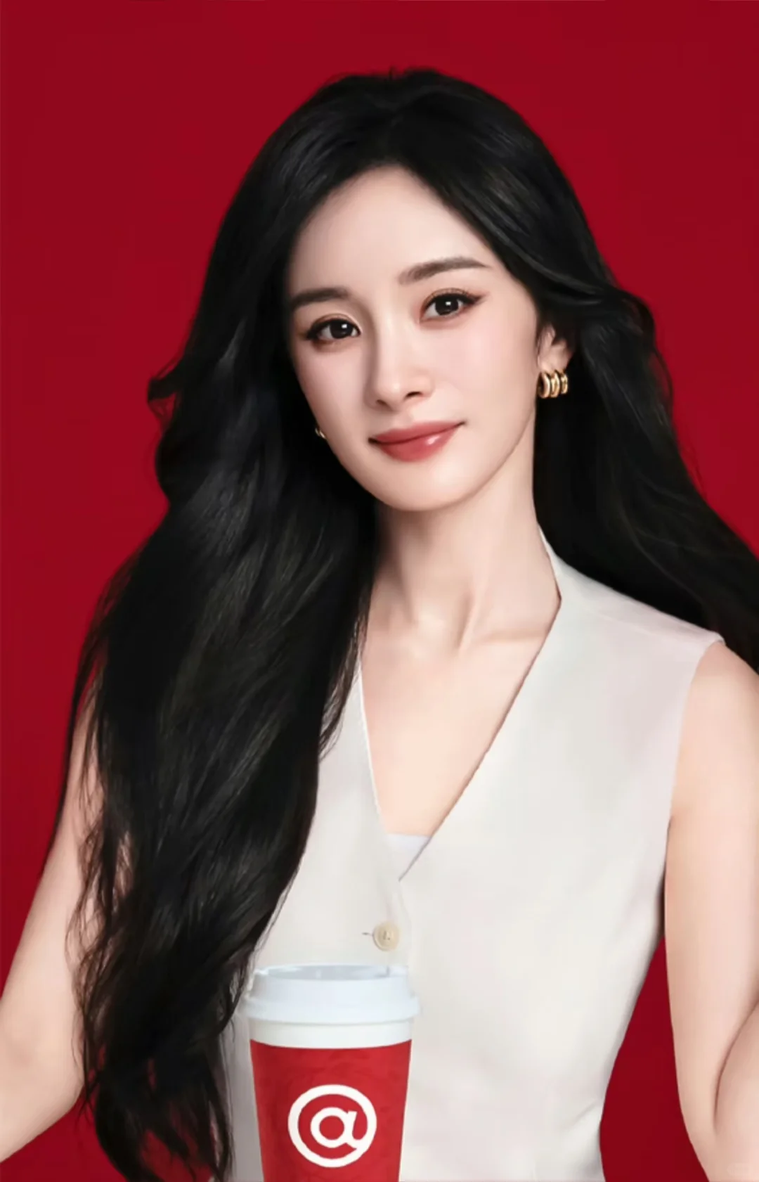 杨幂:性感女神范，你喜欢吗？