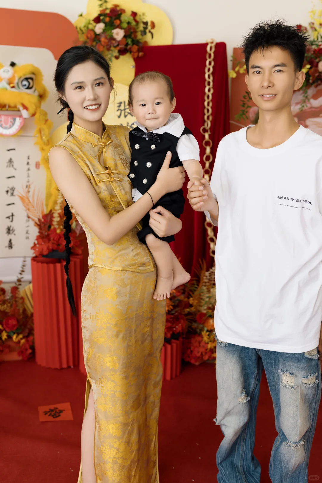 周岁礼 千万别穿新中式旗袍 不然你会……
