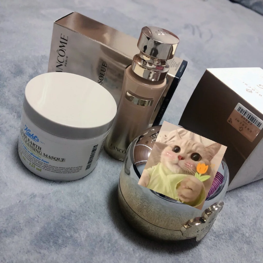 #某个大猪蹄子又出来撩妹啦