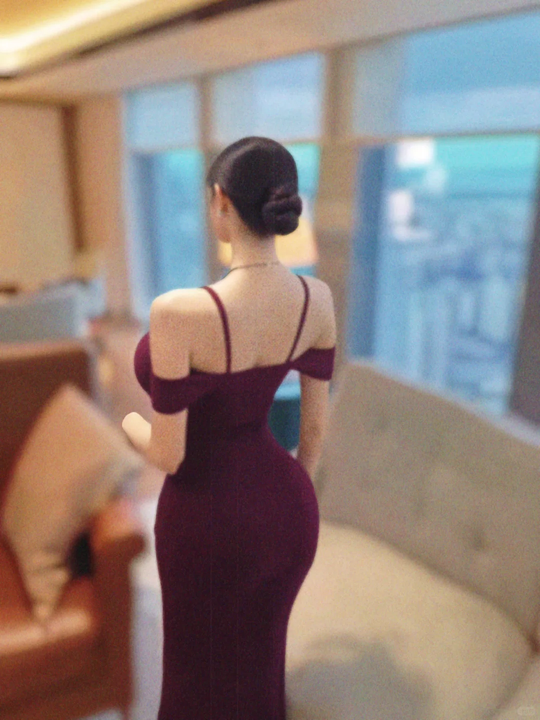 酒红色礼服