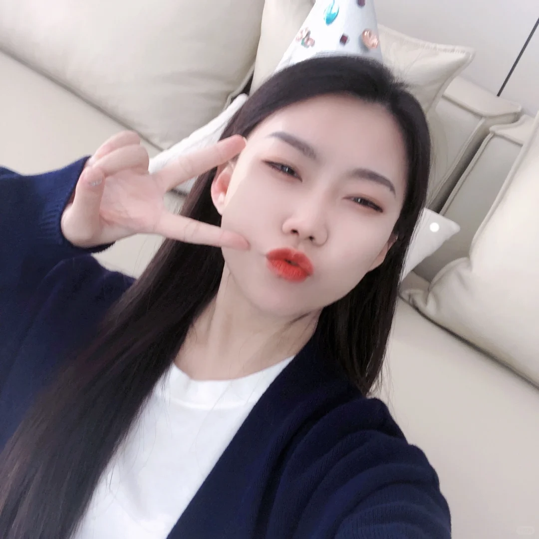 #某个大猪蹄子又出来撩妹啦