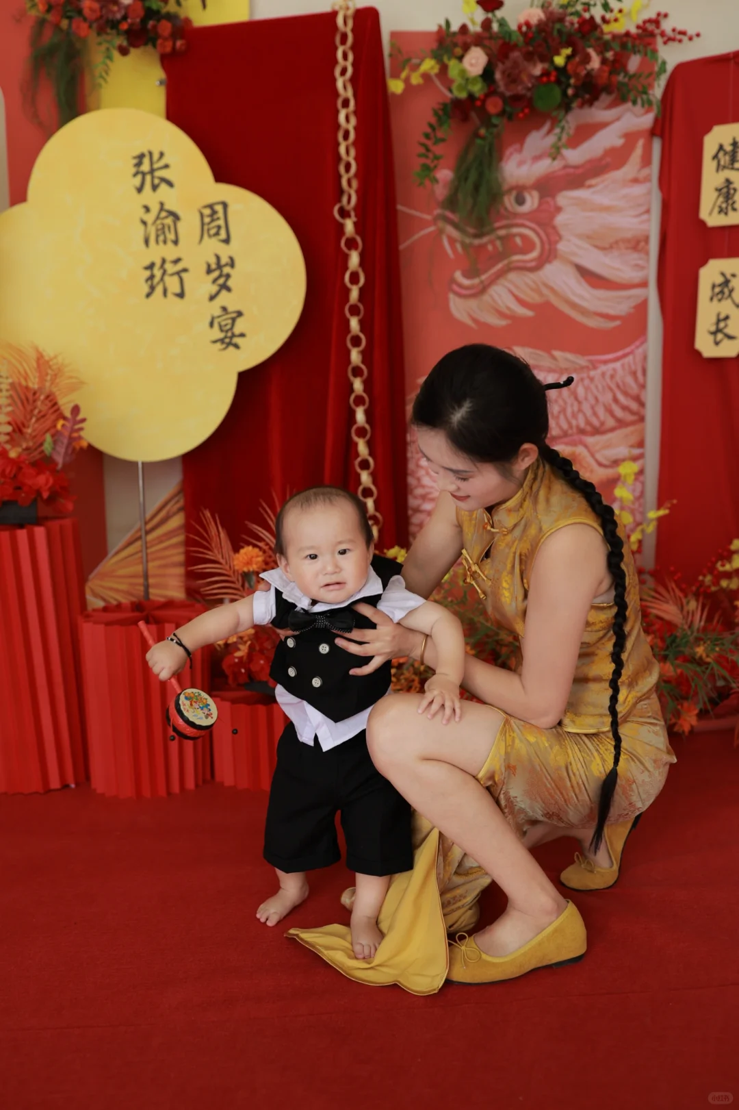 周岁礼 千万别穿新中式旗袍 不然你会……