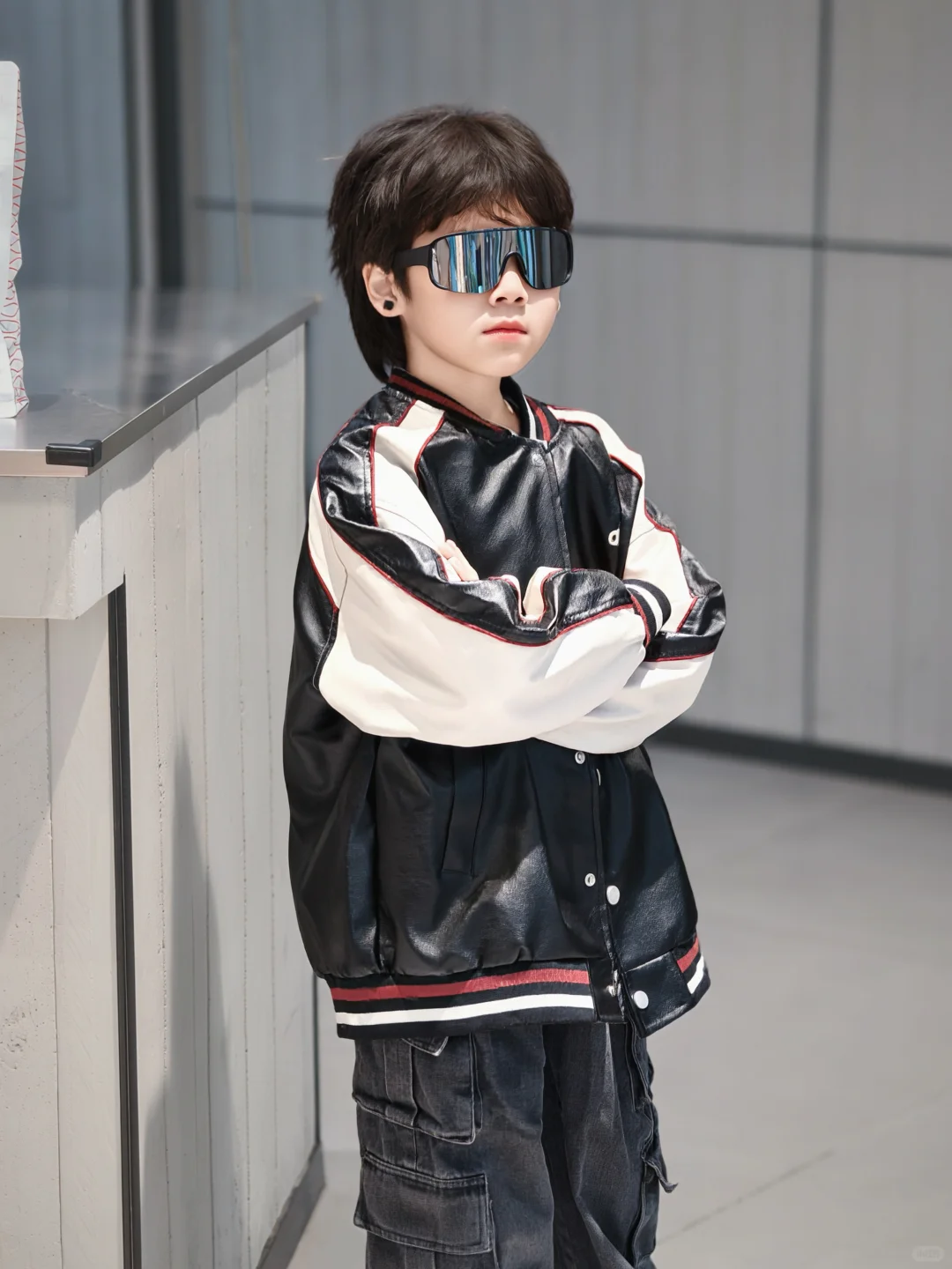 看好女儿，果哥帅气装备出门“撩妹”了😎