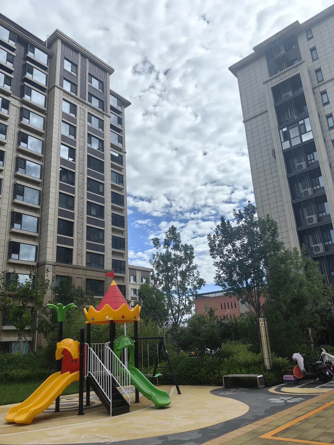 刚买的房还没住就降价100万