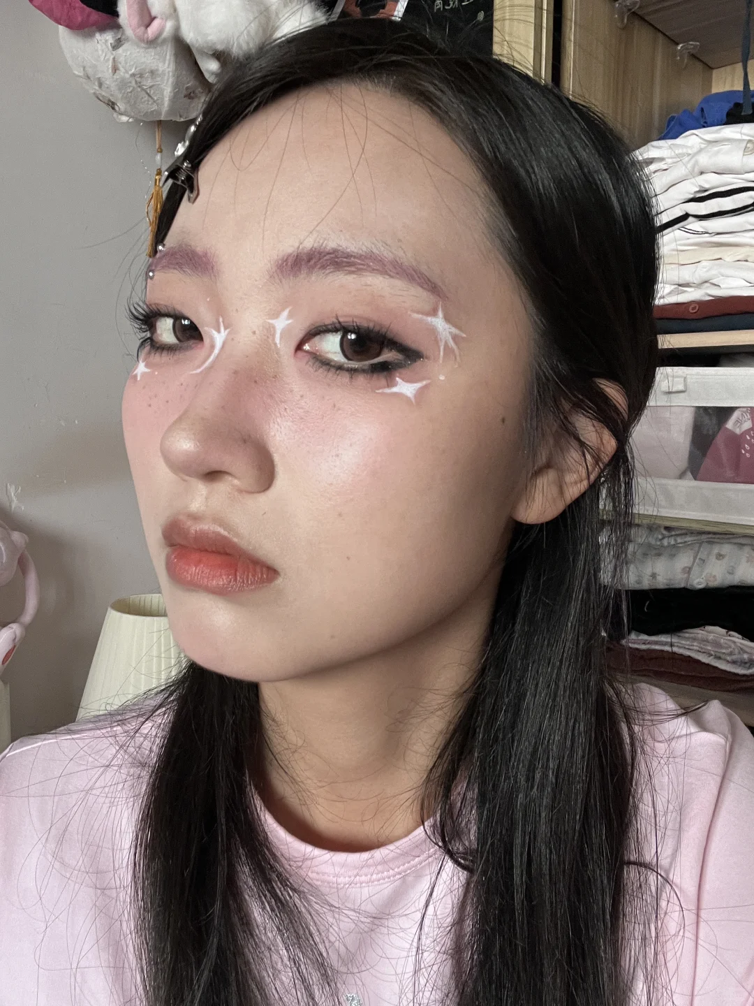 不好意思 我拍照一直喜欢比中指