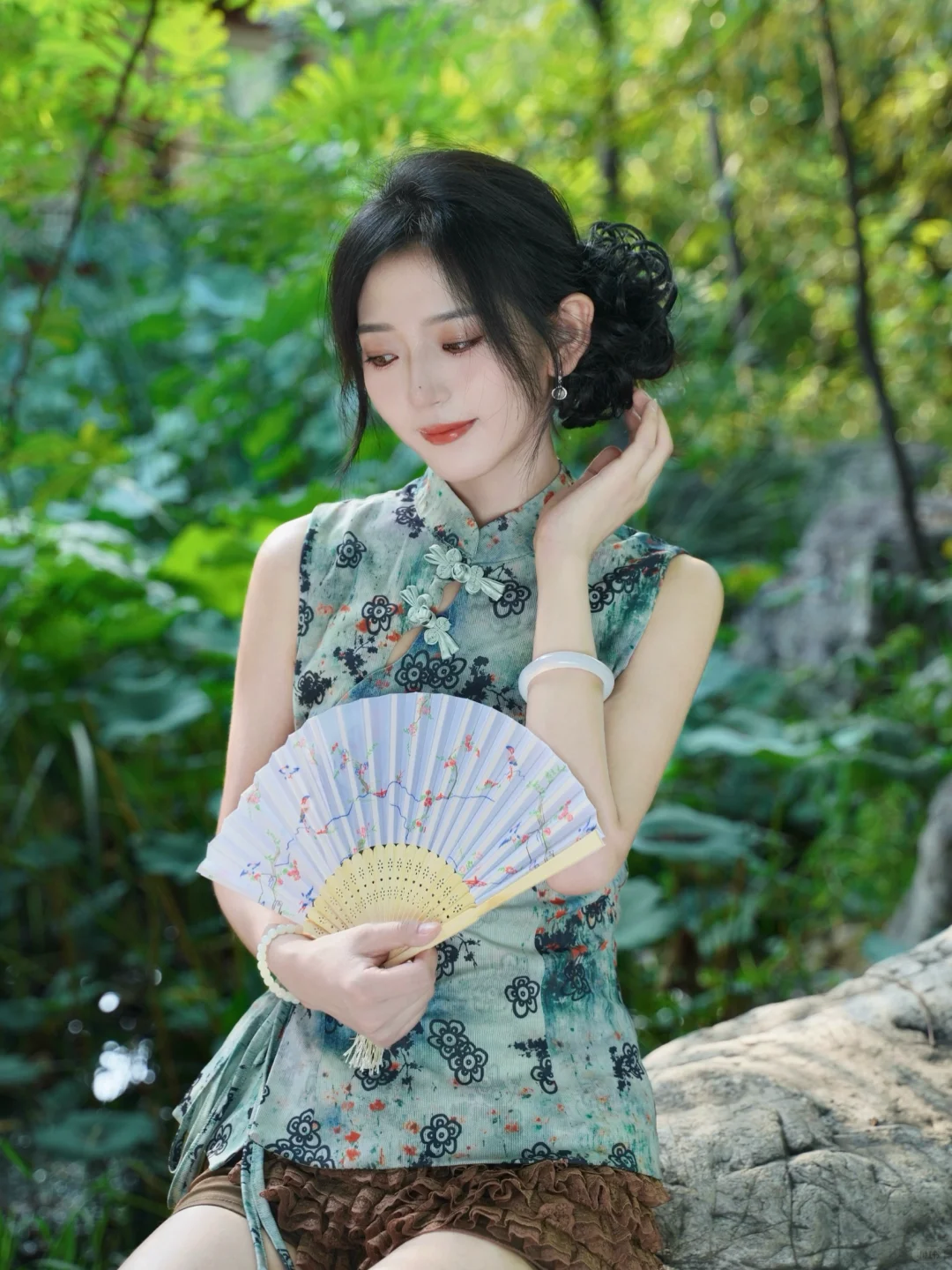 曳绿垂眸 风动声色🍃
