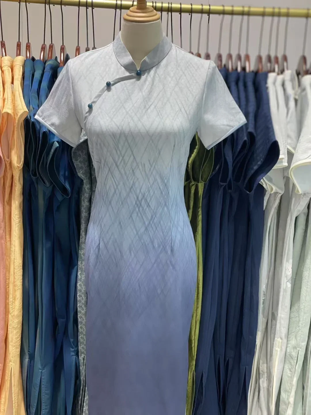南宁📍平价旗袍店100多，一口气买啦三件