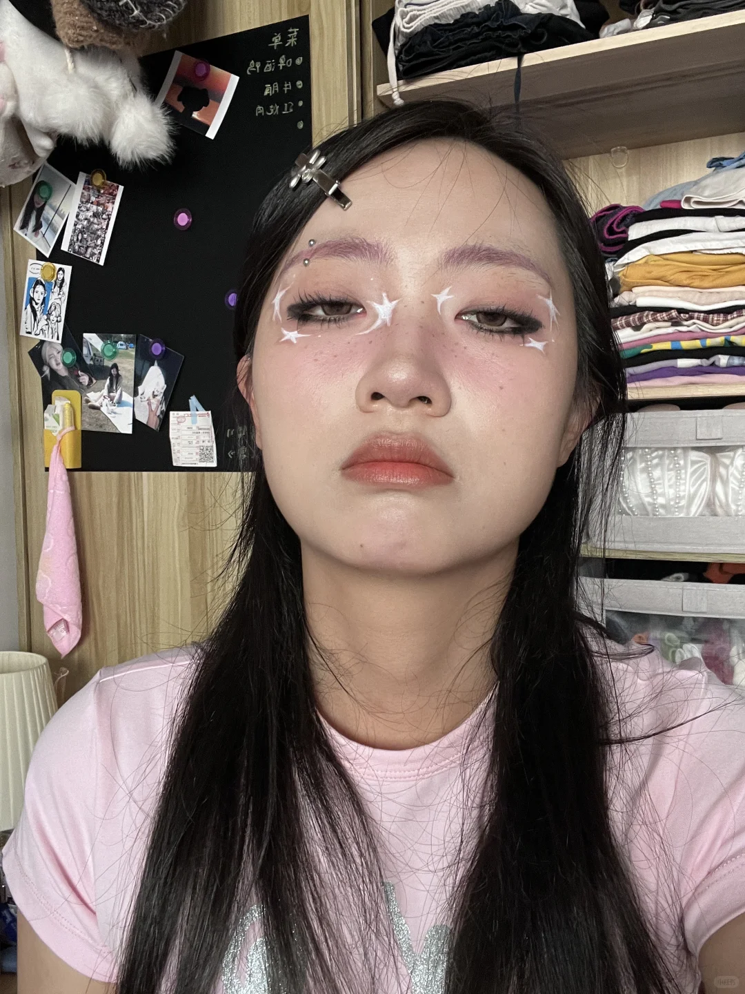 不好意思 我拍照一直喜欢比中指