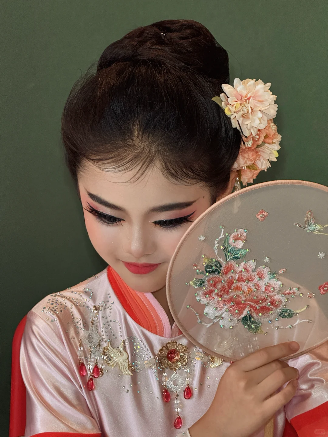 精致独舞妆造《媚》中国舞妆造