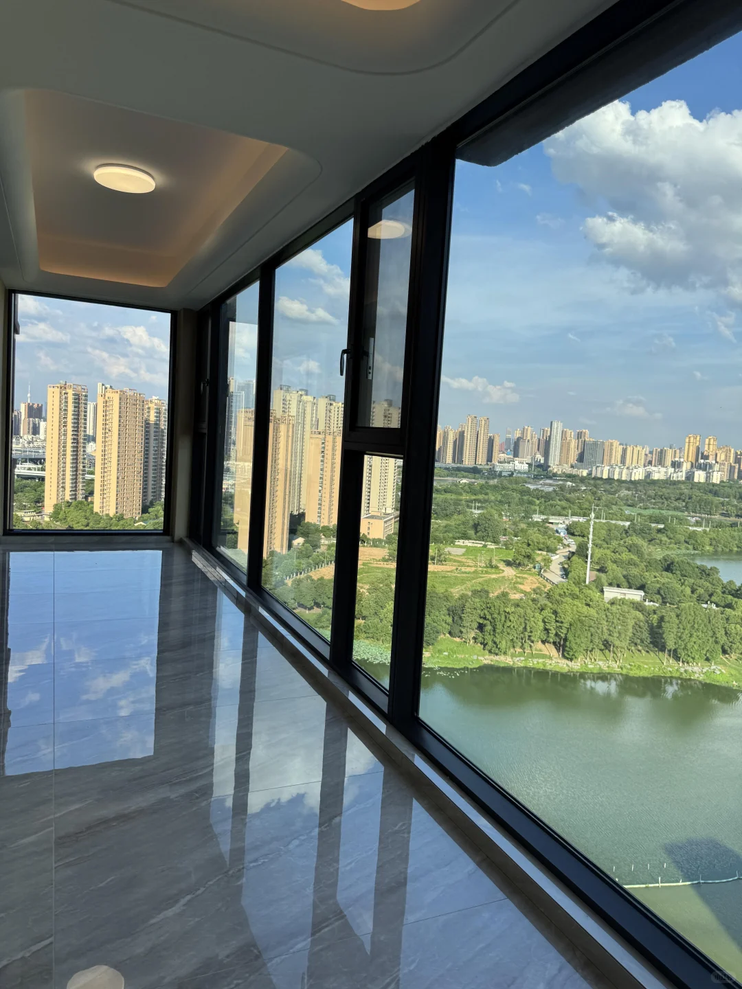 墨水湖湖景房，原257万，总129万