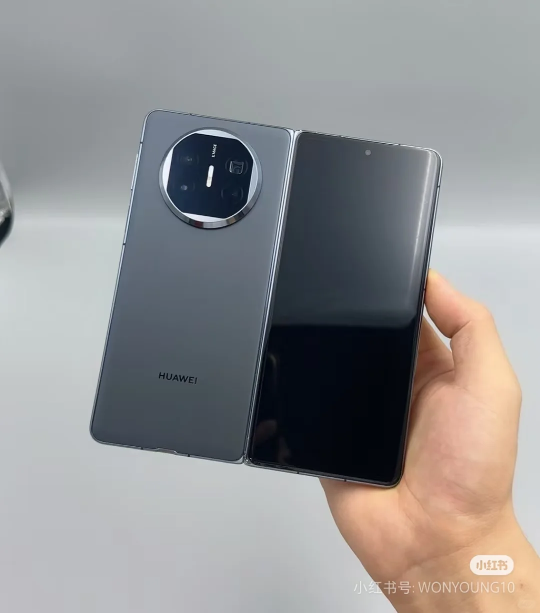 求购一台成色好的华为mateX5，颜色内存都可