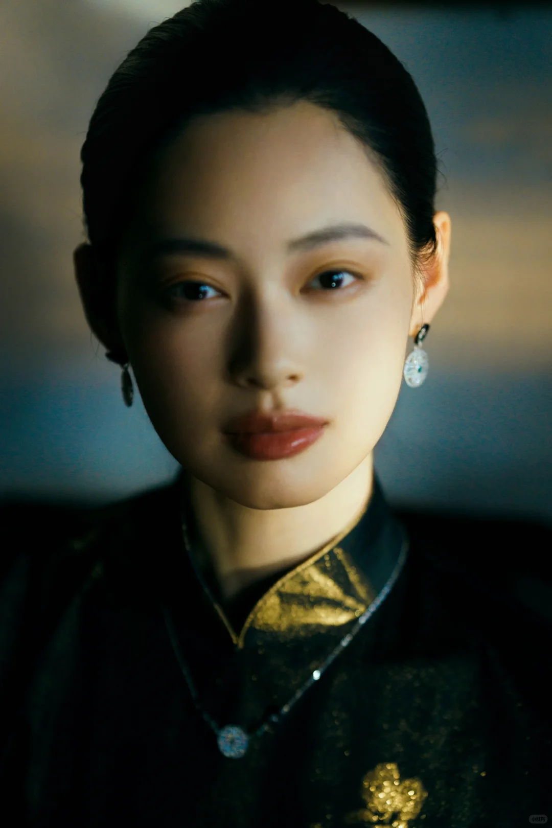 旗袍|人似秋鸿来有信，事如春梦了无痕