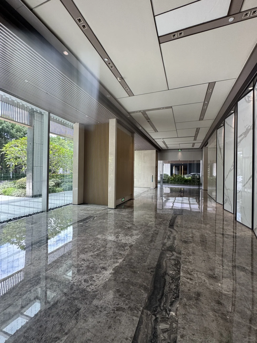 前海嘉里中心，头排全海景公寓，一手新房出售