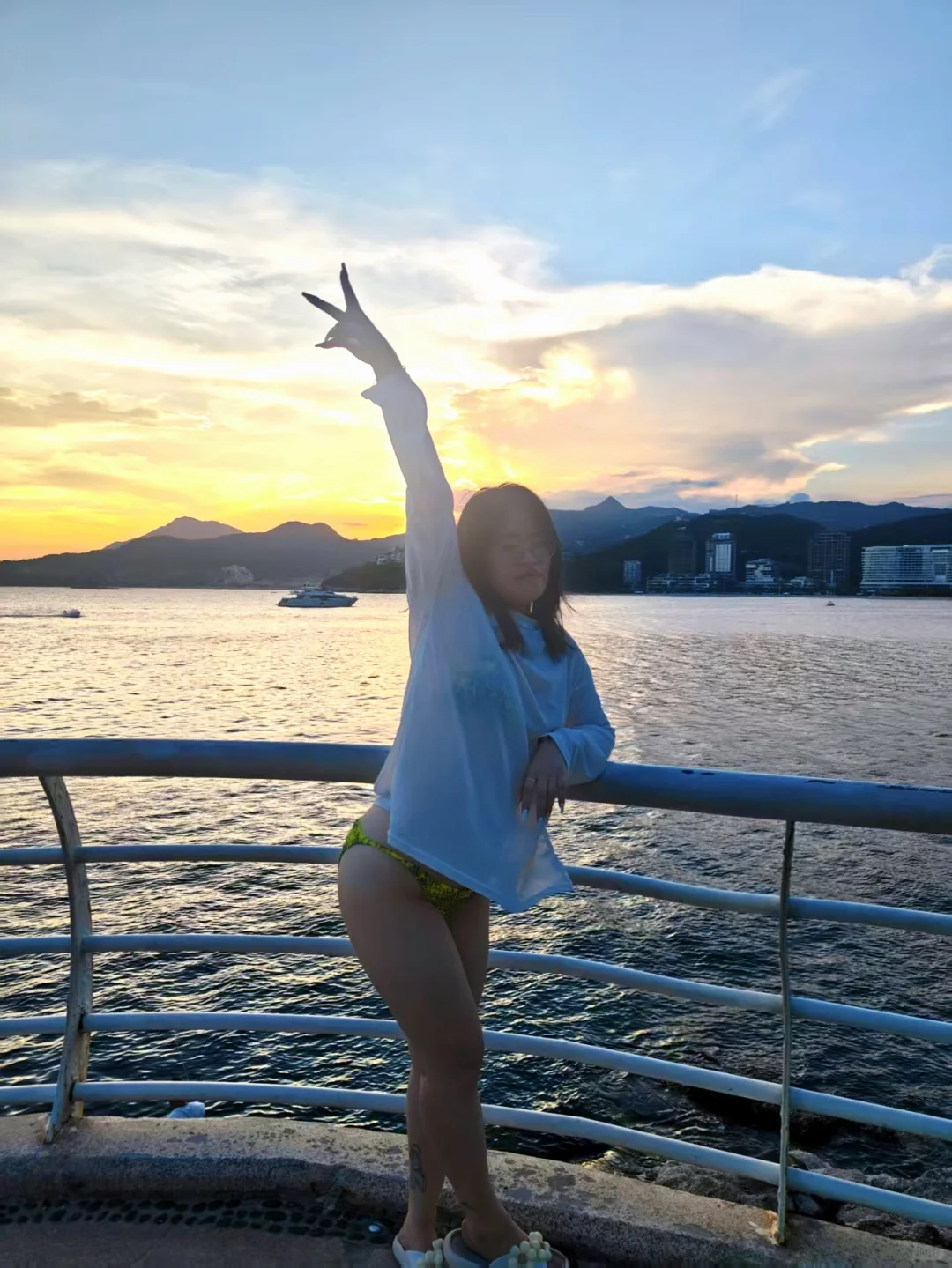 胖胖女孩的海边比基尼梦想👙