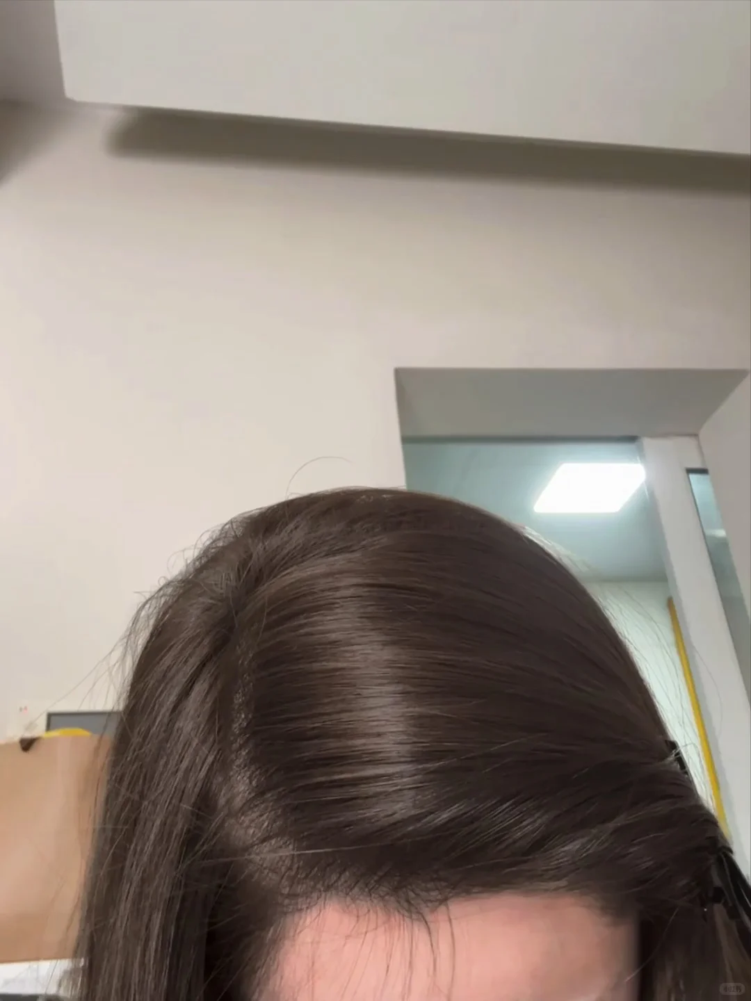 从冬天染到现在！深发色才是掌管美女感的神