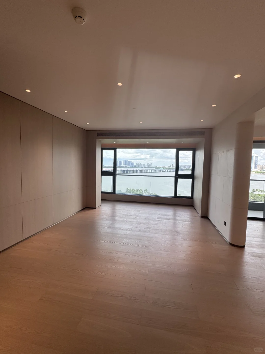 前海嘉里中心，头排全海景公寓，一手新房出售