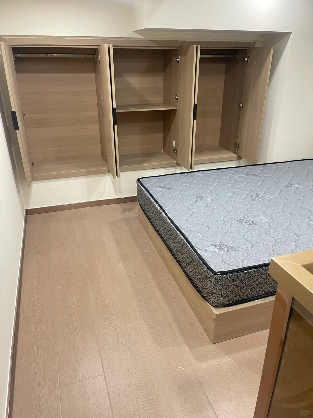 本以为1300租到的梦中loft 后悔中…