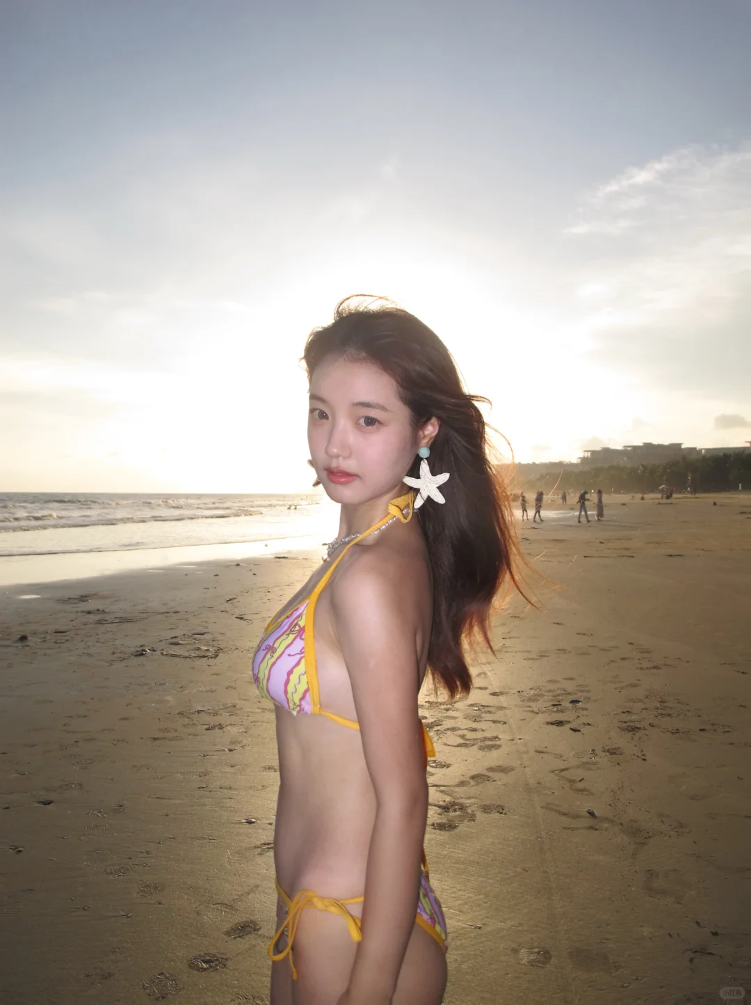 我要和夏天一起留在海滩🌊