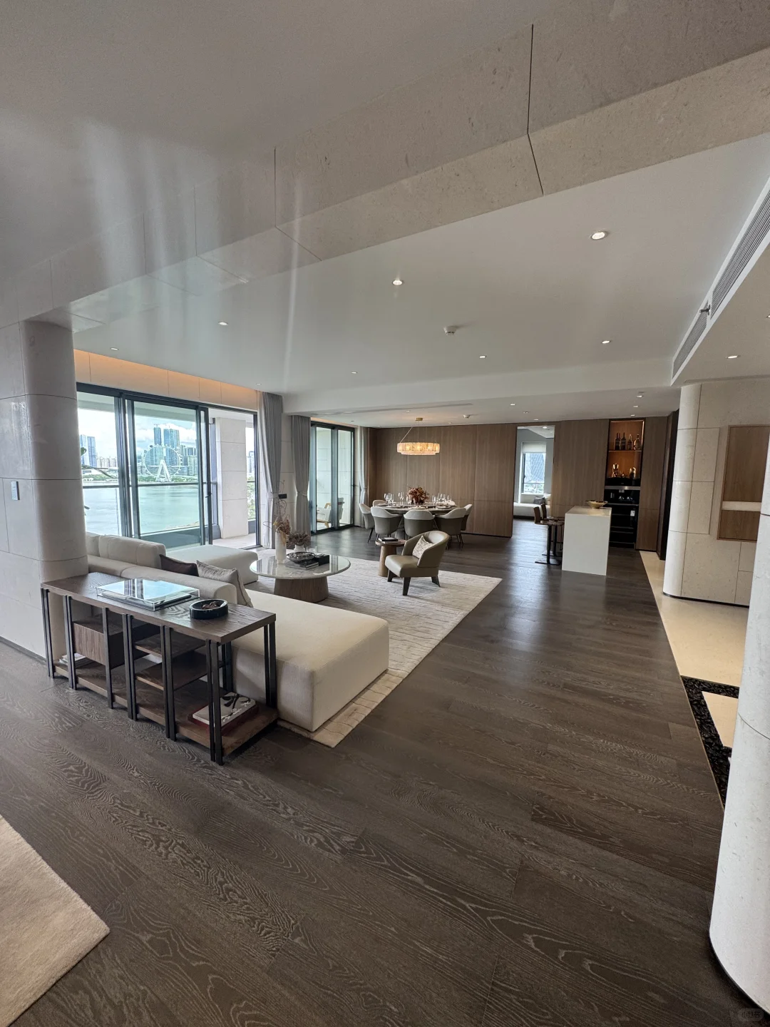 前海嘉里中心，头排全海景公寓，一手新房出售