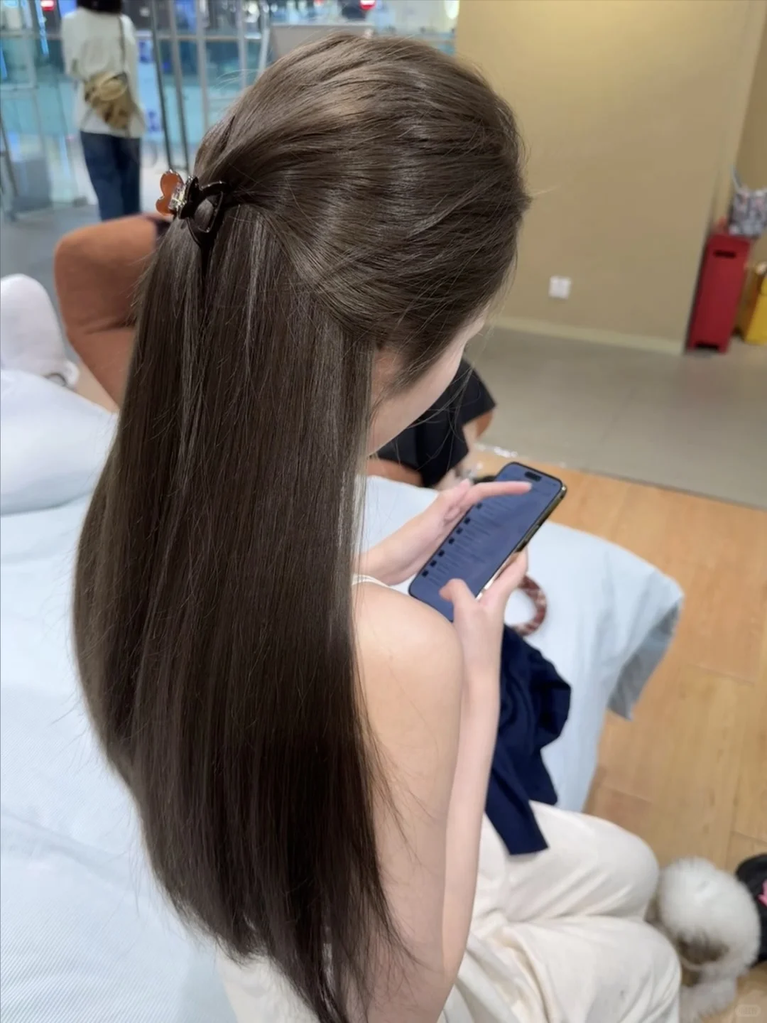从冬天染到现在！深发色才是掌管美女感的神