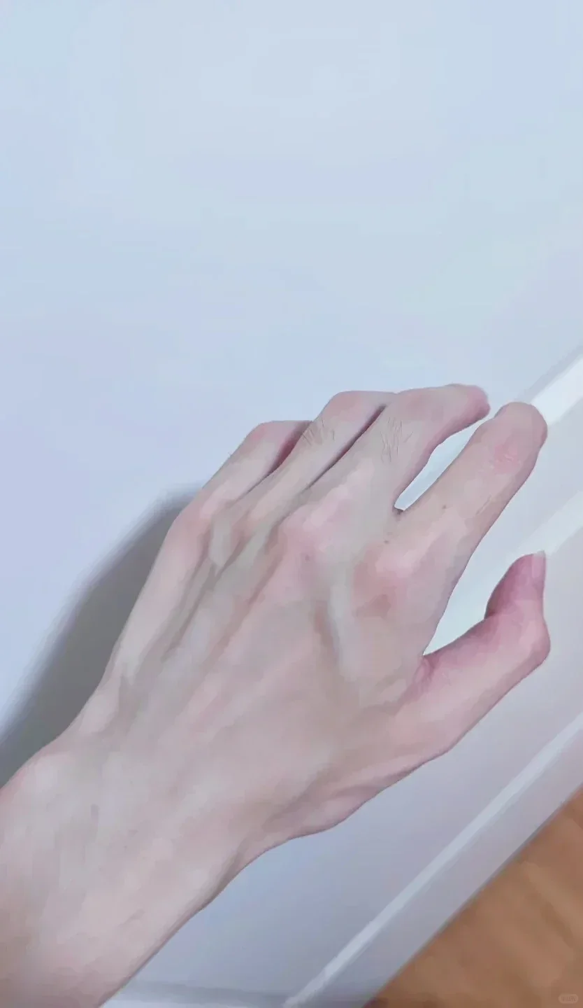 抛手撩妹以来，妹没撩到，看手的一堆