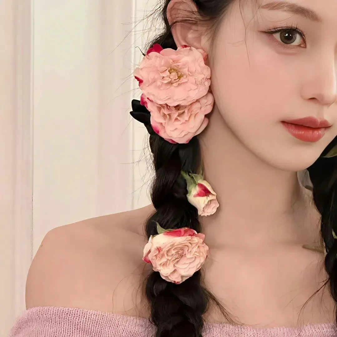 WeChat//美女与花头像🍃
