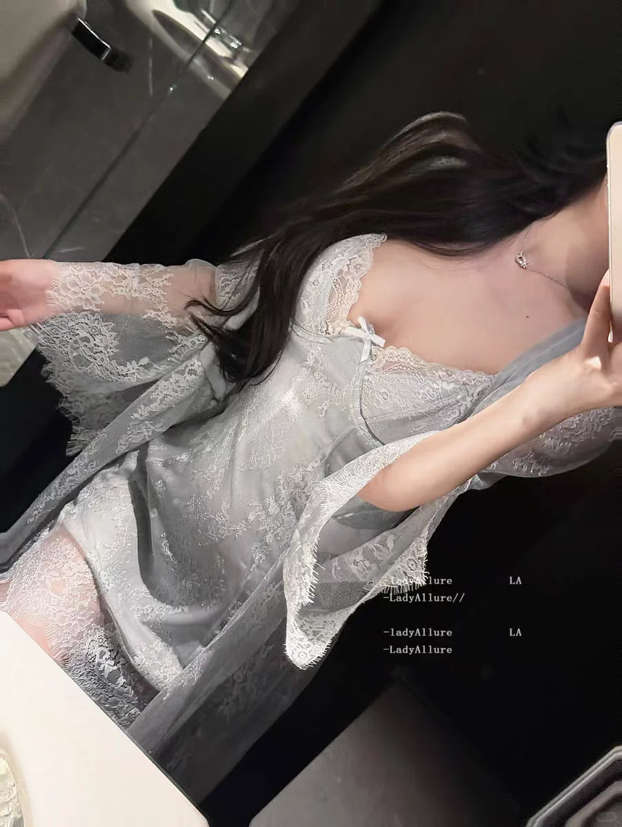 《银灰蕾丝睡衣套装｜夜晚的优雅魅惑小妖精