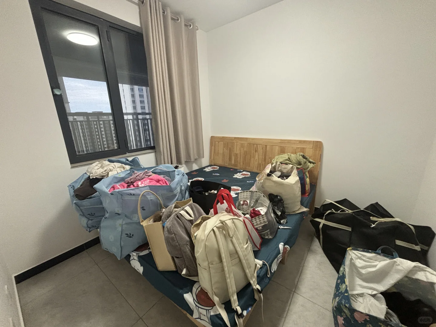 保定租房：1000/月，押一付三，两室一厅