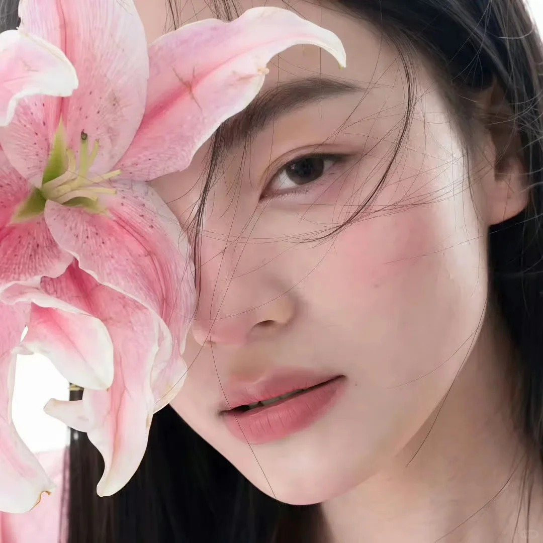 WeChat//美女与花头像🍃